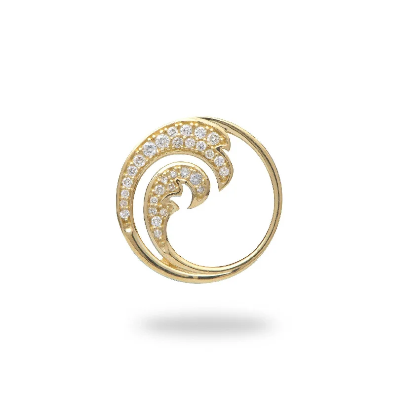 Nalu Pendant in Gold with Diamonds - 18mm